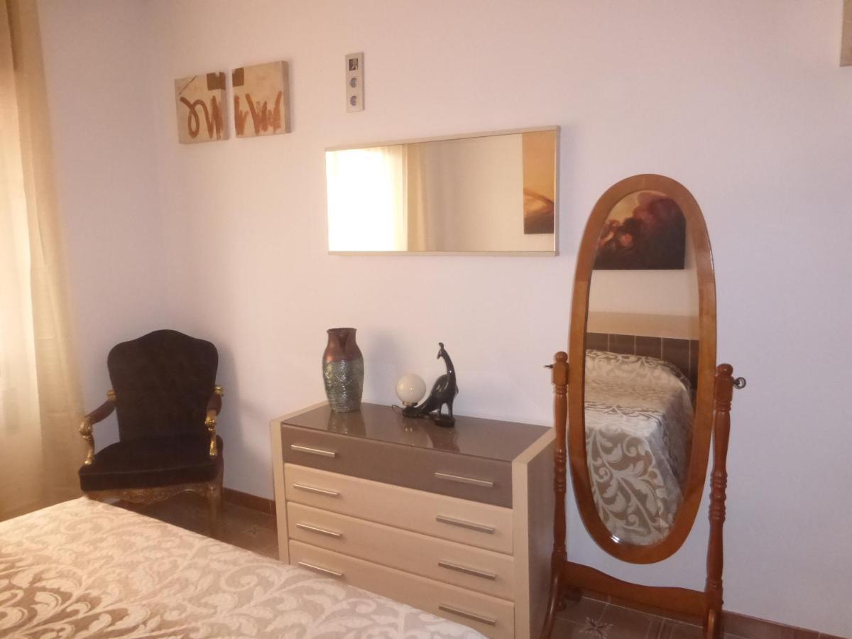 엘 캄펠로 Agradable Casa Con Patio Y Terraza En El Centro 빌라 외부 사진