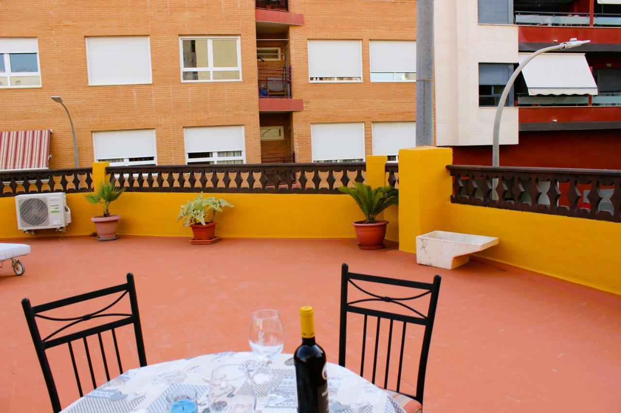 엘 캄펠로 Agradable Casa Con Patio Y Terraza En El Centro 빌라 외부 사진